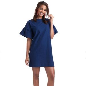 The XS Navy blue Vineyard Vines short fluttered sleeve dress with ruffled sleeve
